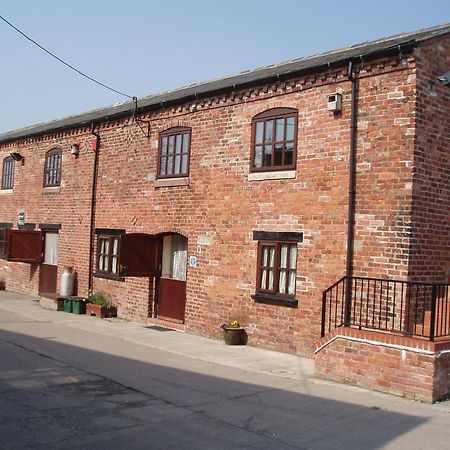 לינה וארוחת בוקר מידלוויץ' Hopley House מראה חיצוני תמונה