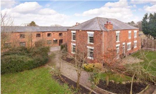 לינה וארוחת בוקר מידלוויץ' Hopley House מראה חיצוני תמונה